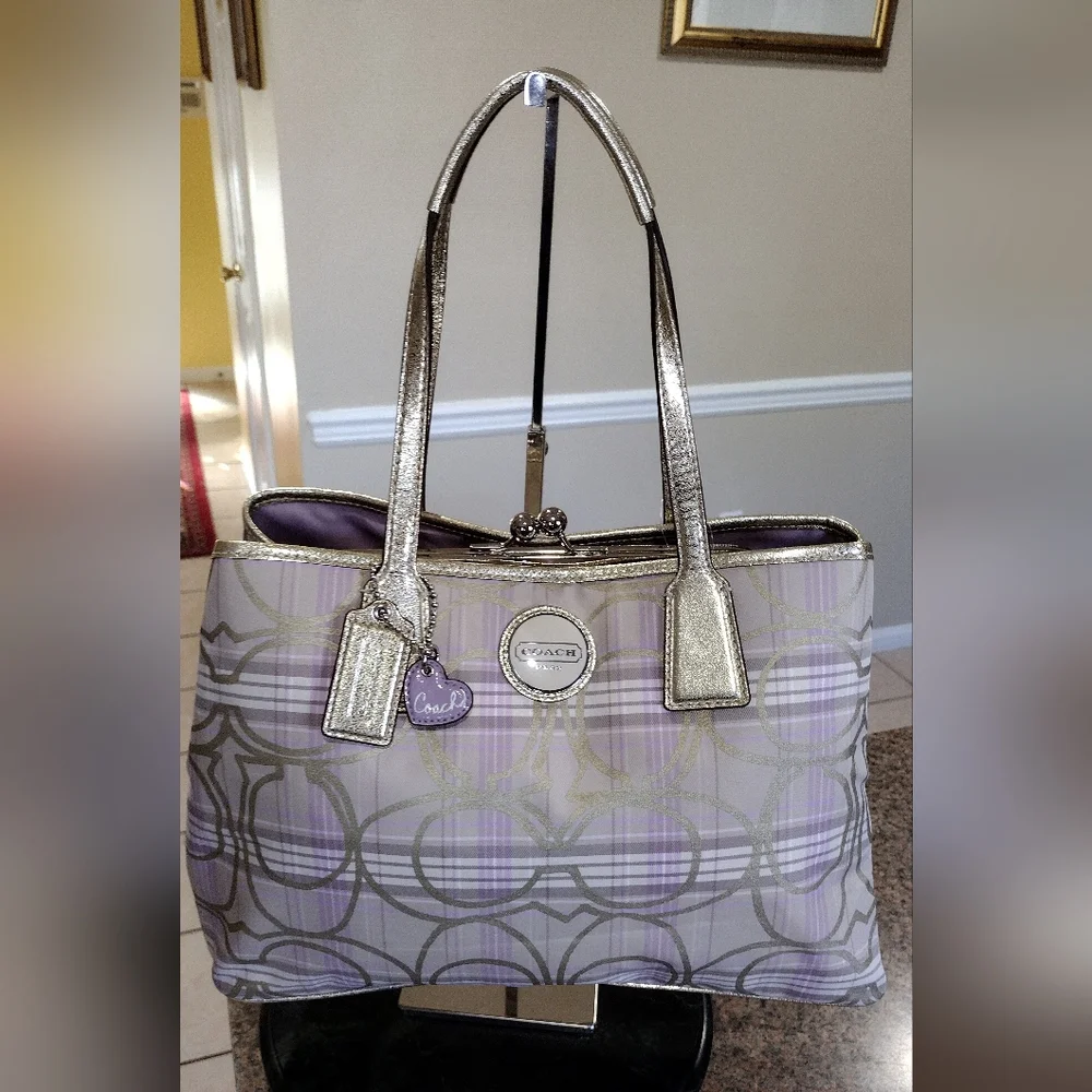 NWT COACH Signature Beige Striped Tartan Plaid Carryall Bag